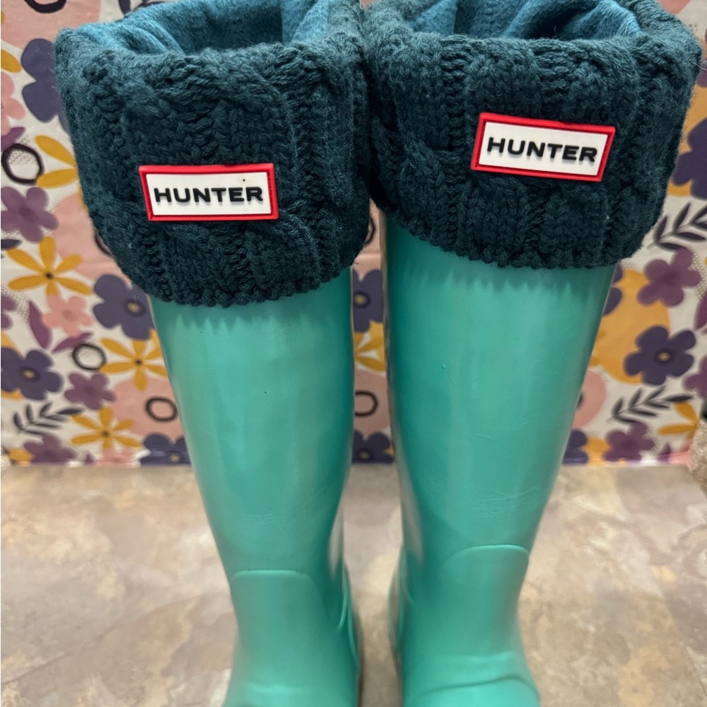 Hunter Aqua Rain Boots and socks